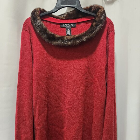 Dialogue brown fur trimmed red sweater with removeable accents - Picture 1 of 5